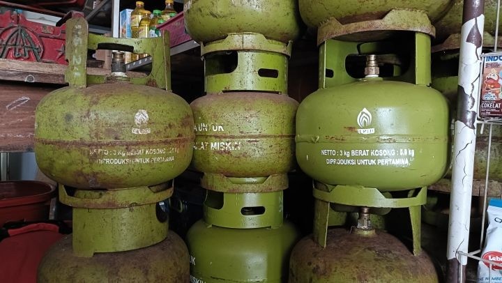 Atasi Kelangkaan, Pemkab Lombok Timur Guyur Tambahan 24.480 Tabung LPG 3 Kg Mulai Sore Ini