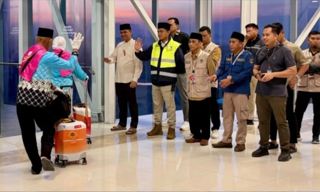 Langkah Khidmat Menuju Tanah Suci: Sinergi Sekda Loteng dan Kemenhaj Kota Mataram Kawal Langsung Jemaah Haji