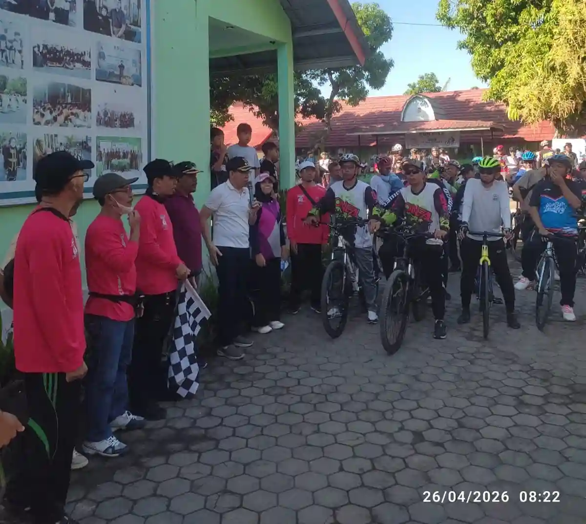 Fun Bike Sehat & Ceria Meriahkan HUT PT LKM Kalijaga, Wabup Lotim Ajak Warga Hidup Sehat