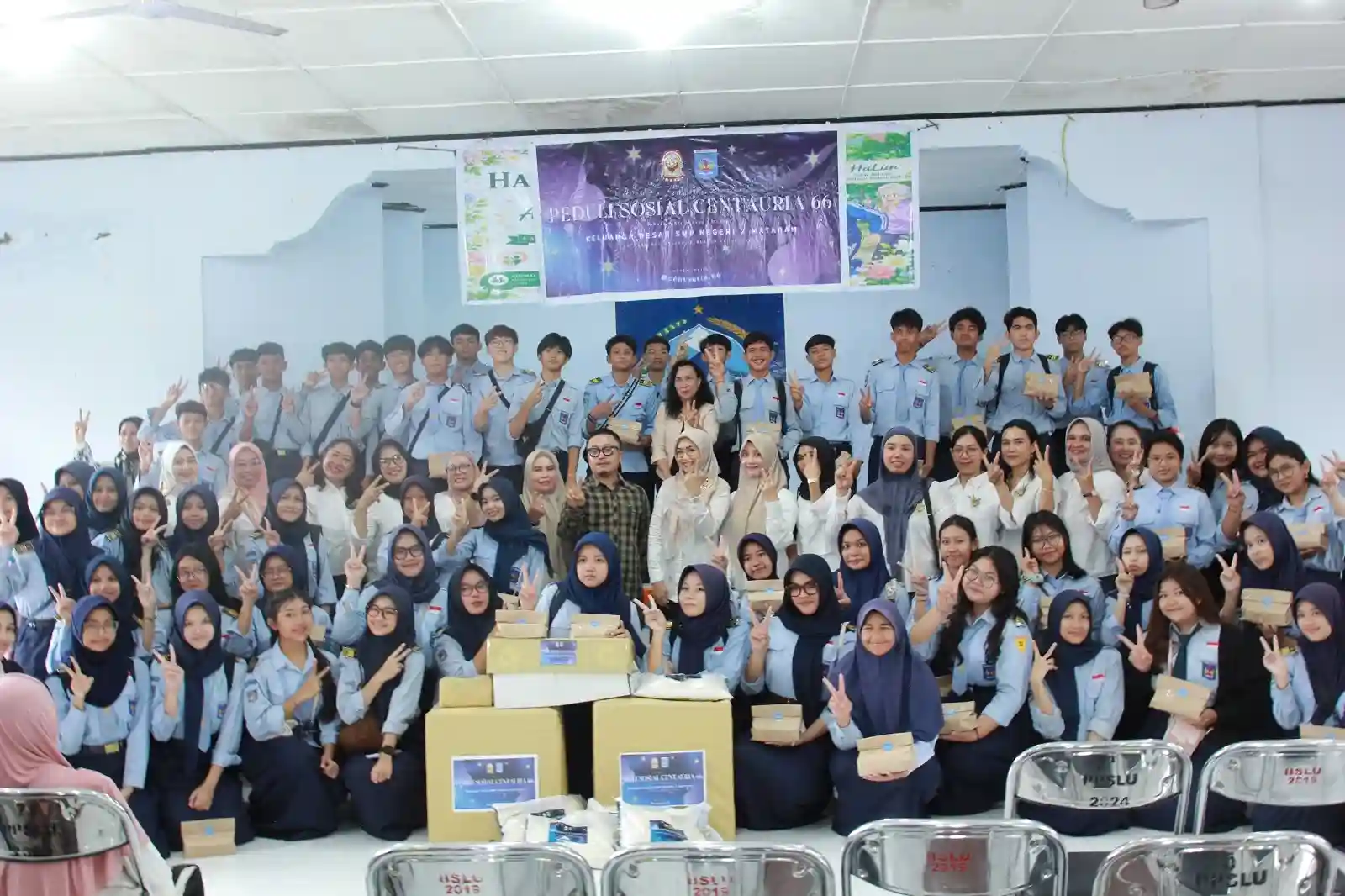 Menumbuhkan Kepedulian, Berbagi Kehangatan: Aksi Sosial dan Outing Kelas SMP Negeri 2 Mataram