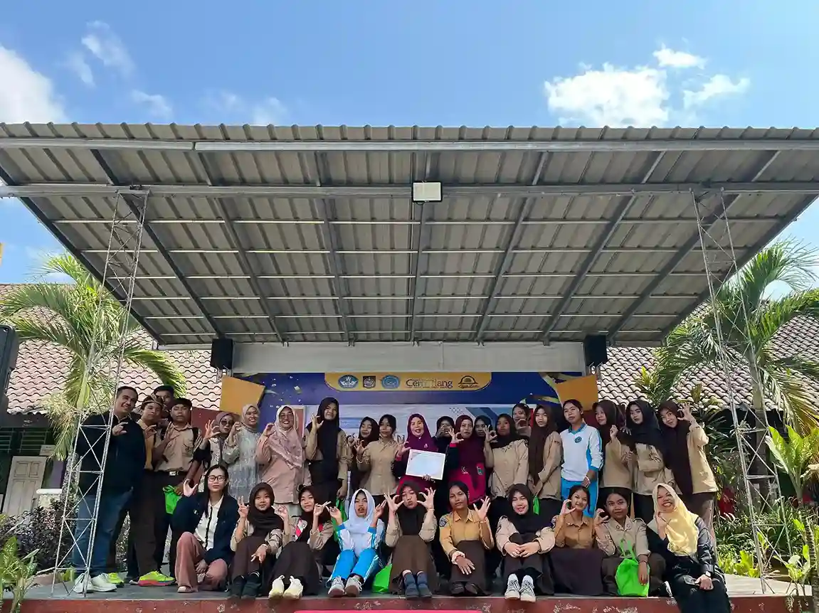 CCLDJ Unram Perkuat Literasi Hukum di SMKN 1 Gerung, Dorong Pencegahan Kekerasan Seksual Berbasis Elektronik